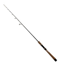 Load image into Gallery viewer, Celilo Spin Rod 7' L 2pc